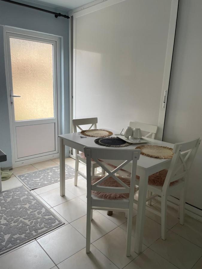 Apartmán Garsoniera La Casa Temešvár Exteriér fotografie