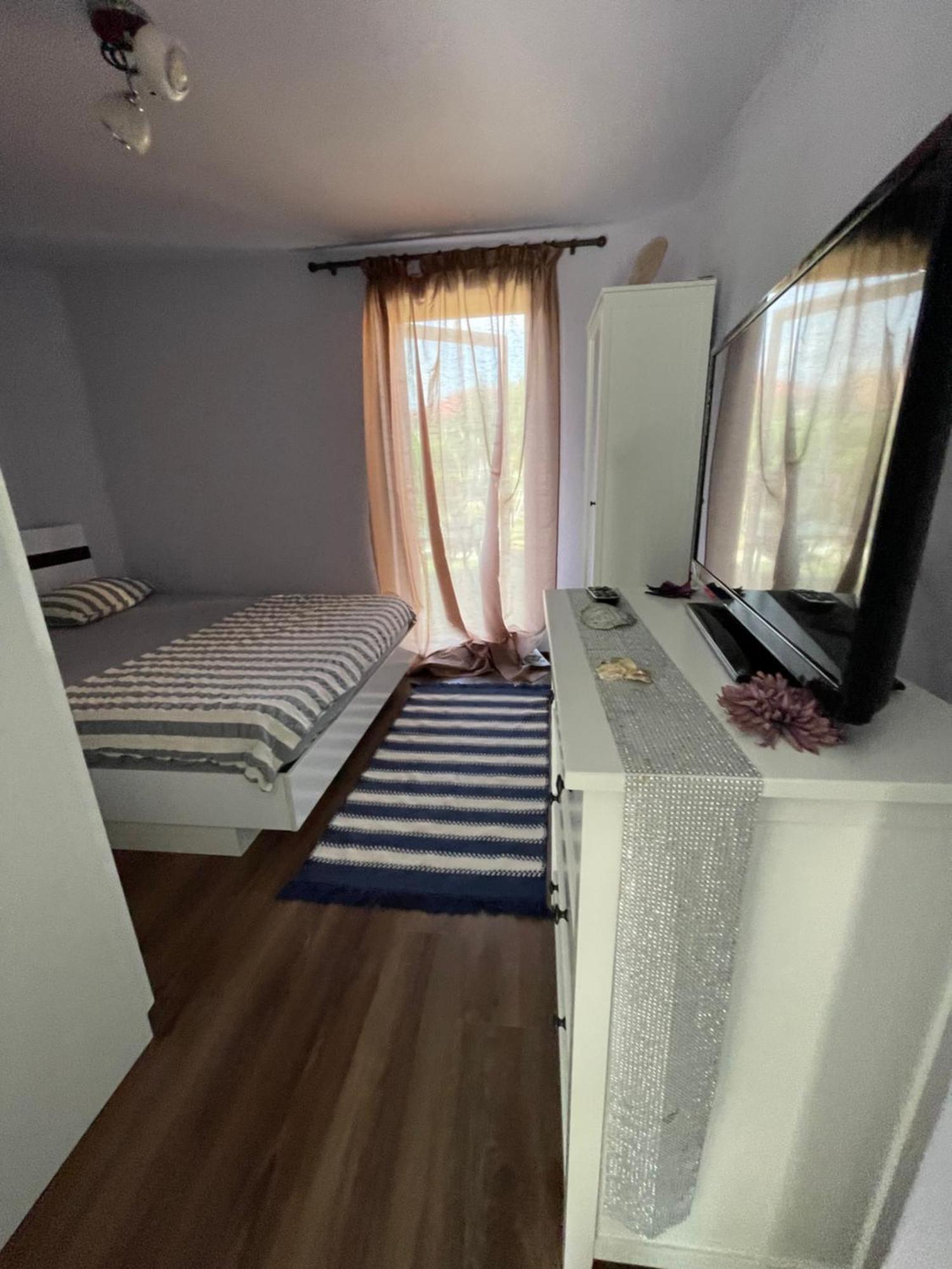 Apartmán Garsoniera La Casa Temešvár Exteriér fotografie